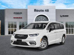 2026 Chrysler Pacifica SELECT Passenger Van