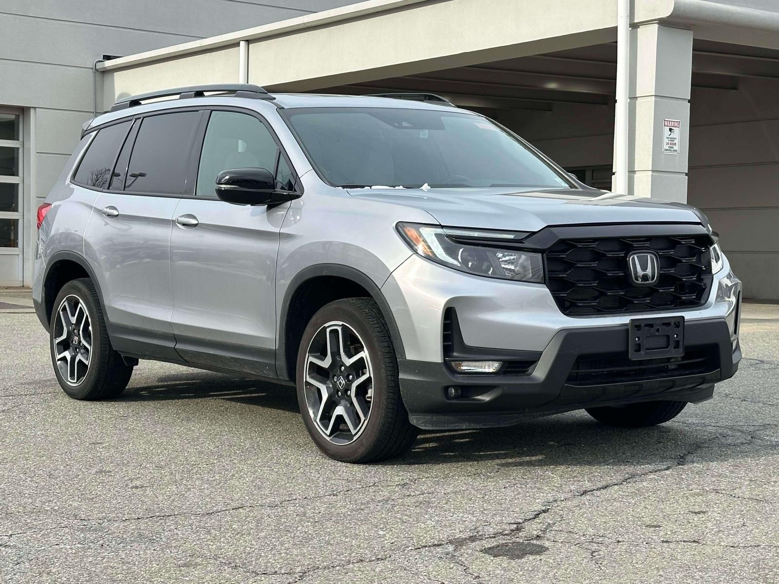 2023 Honda Passport Elite's photo