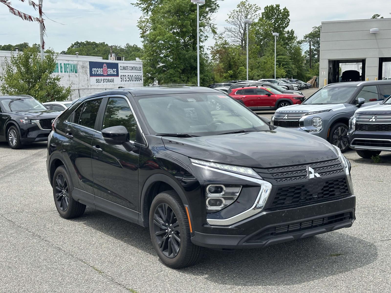 2025 Mitsubishi Eclipse Cross LE S-AWC's photo
