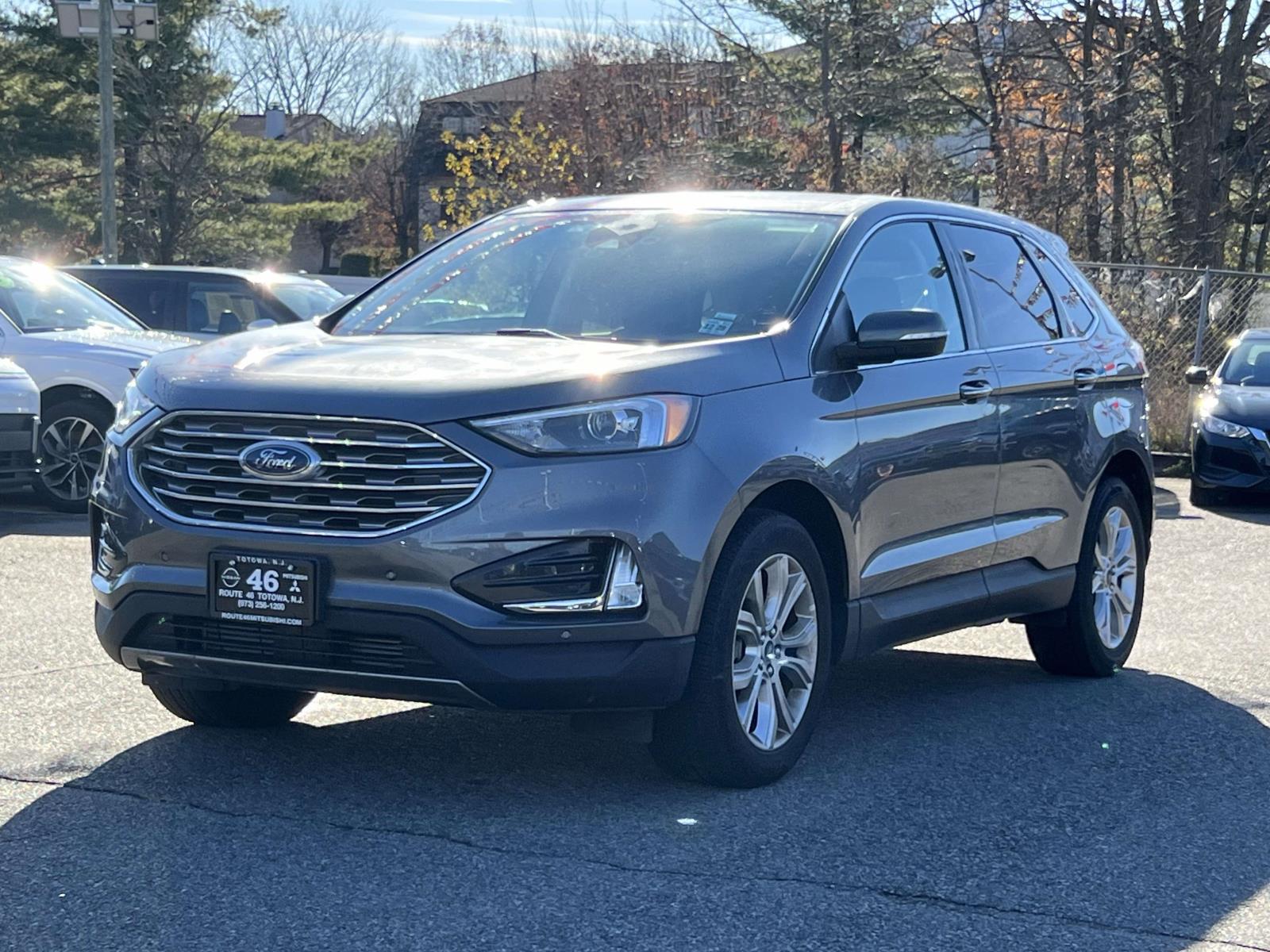 2024 Ford Edge Titanium photo 2