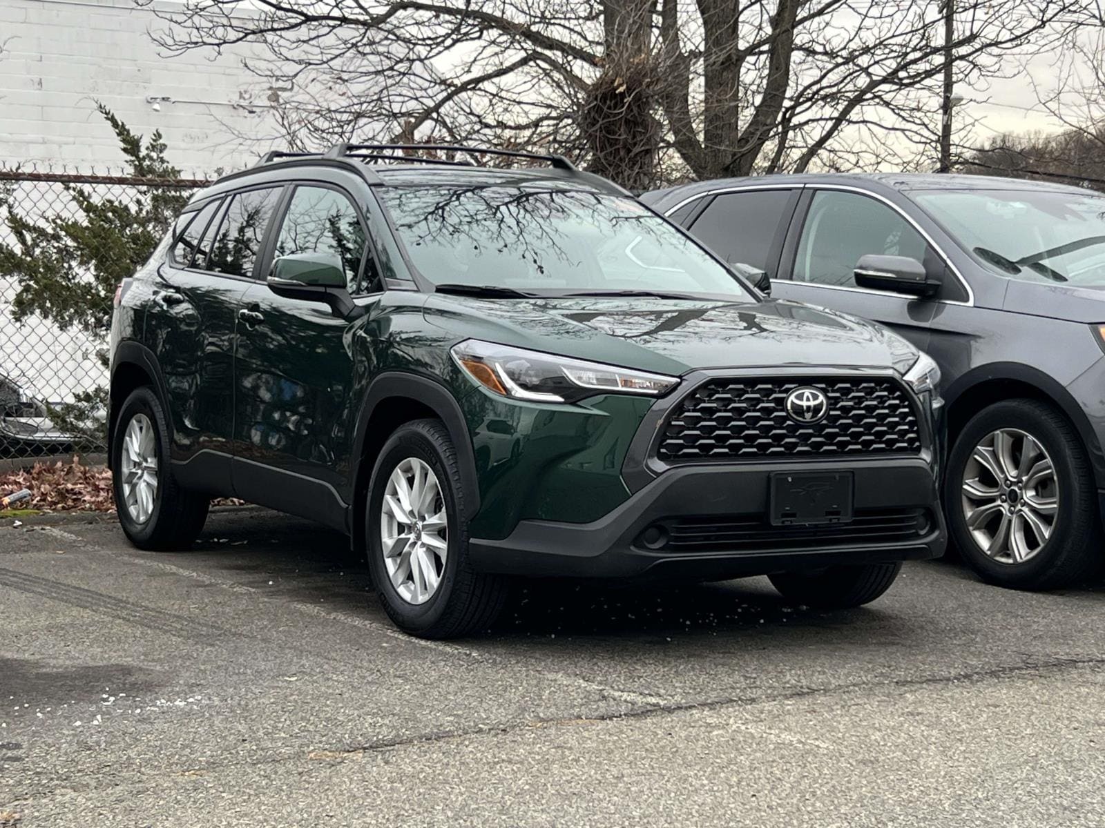 2022 Toyota Corolla Cross LE's photo