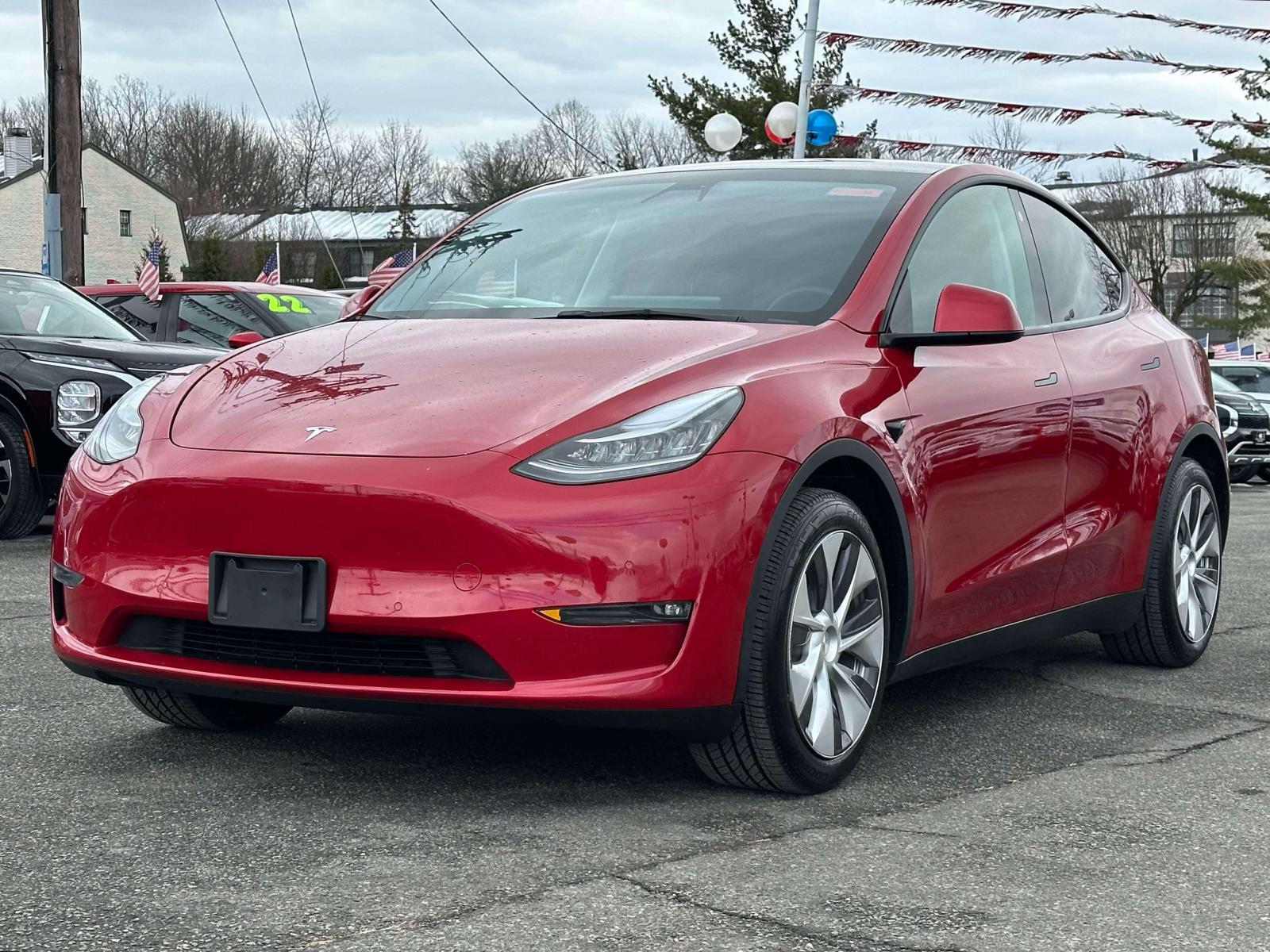 Used 2021 Tesla Model Y Long Range with VIN 5YJYGDEE7MF211018 for sale in Northfield, Minnesota