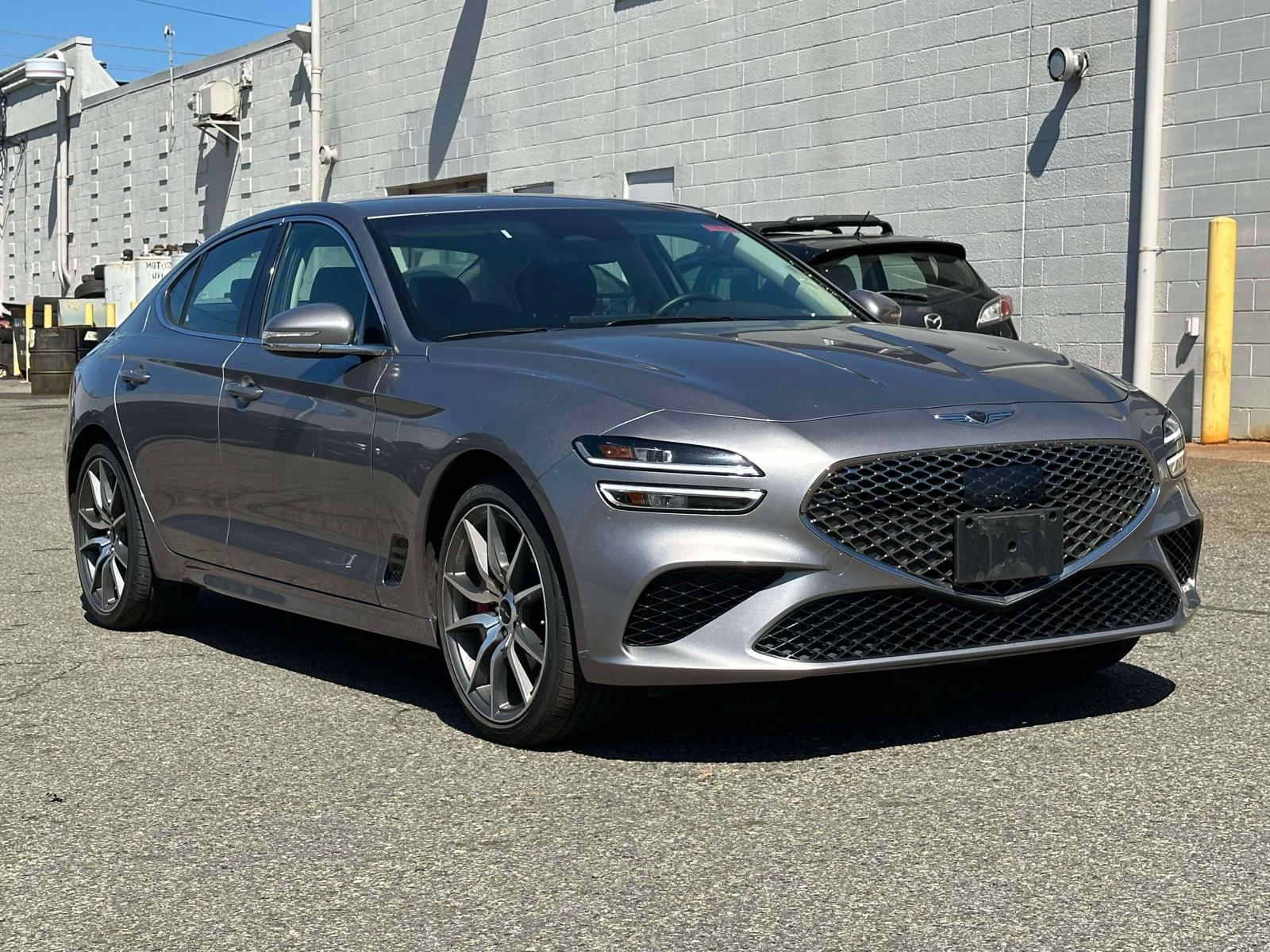 2025 GENESIS G70