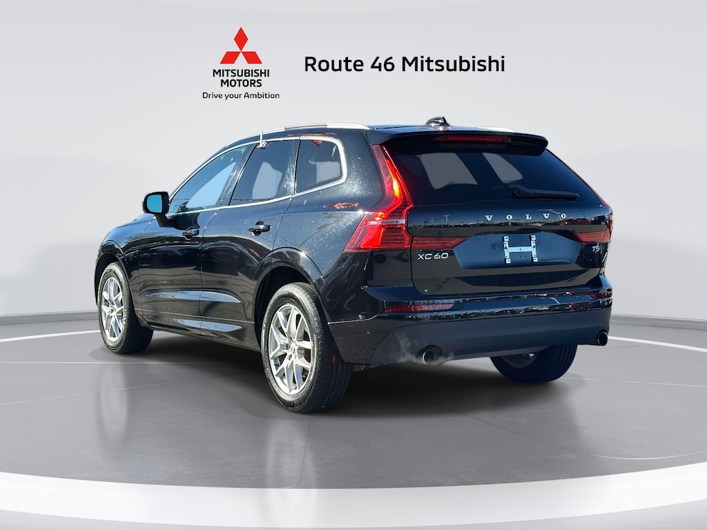 Used 2021 Volvo XC60 T5 Momentum SUV