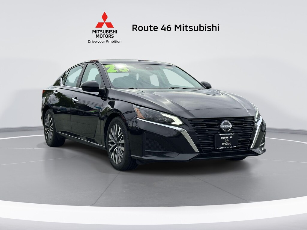 Used 2023 Nissan Altima 2.5 SV Sedan