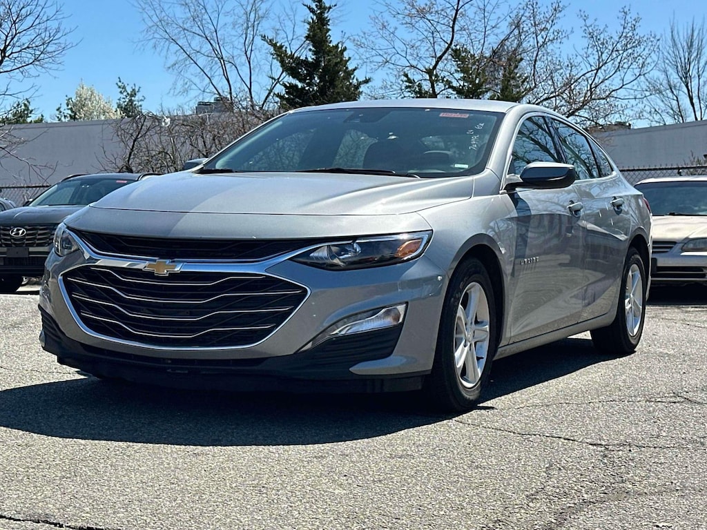 Used 2024 Chevrolet Malibu 1LT Sedan