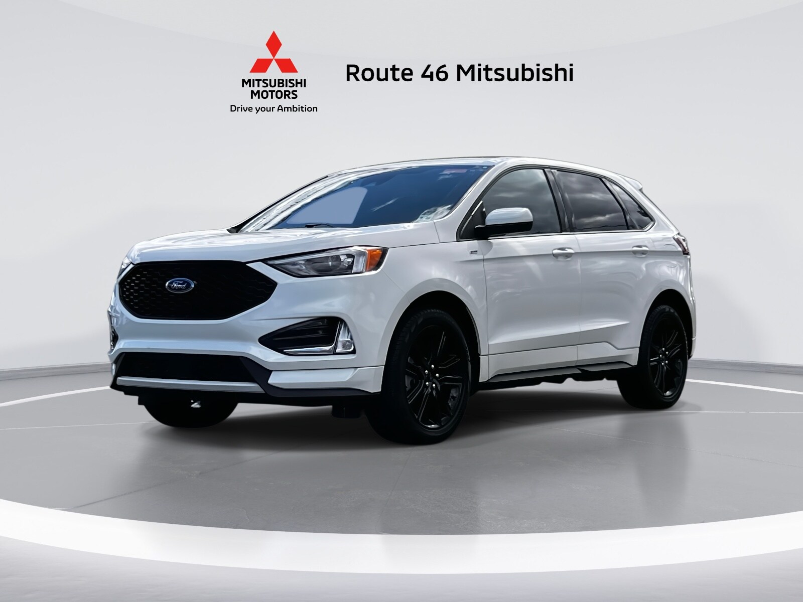 2023 Ford Edge SEL photo 2