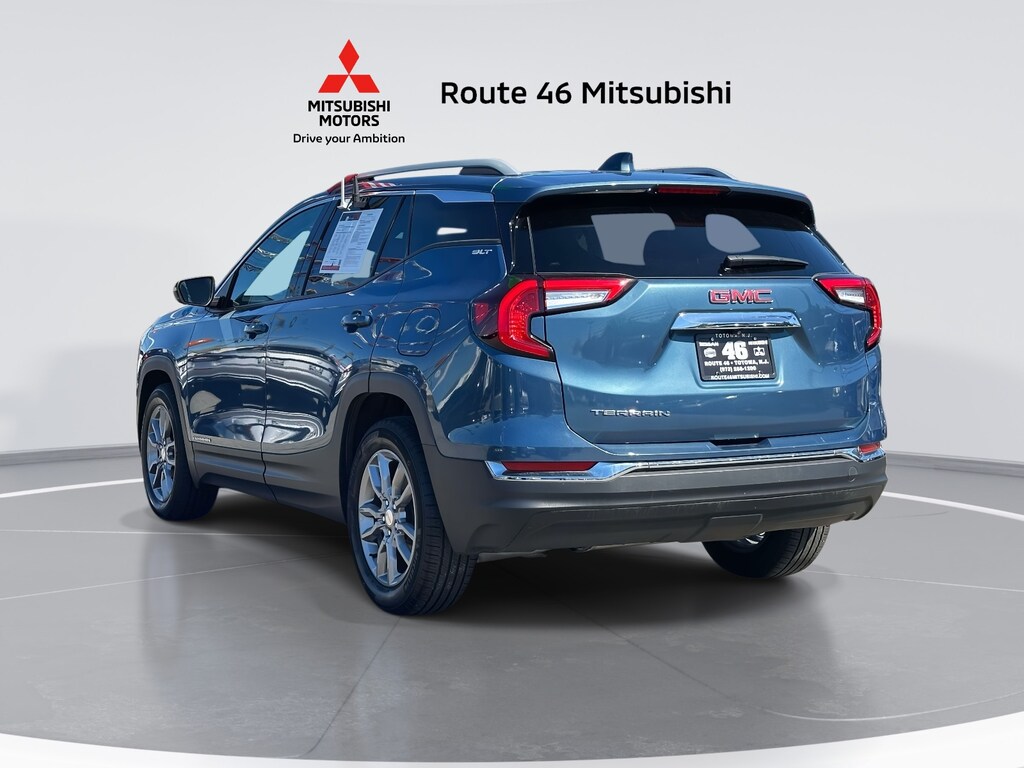 Used 2024 GMC Terrain SLT SUV
