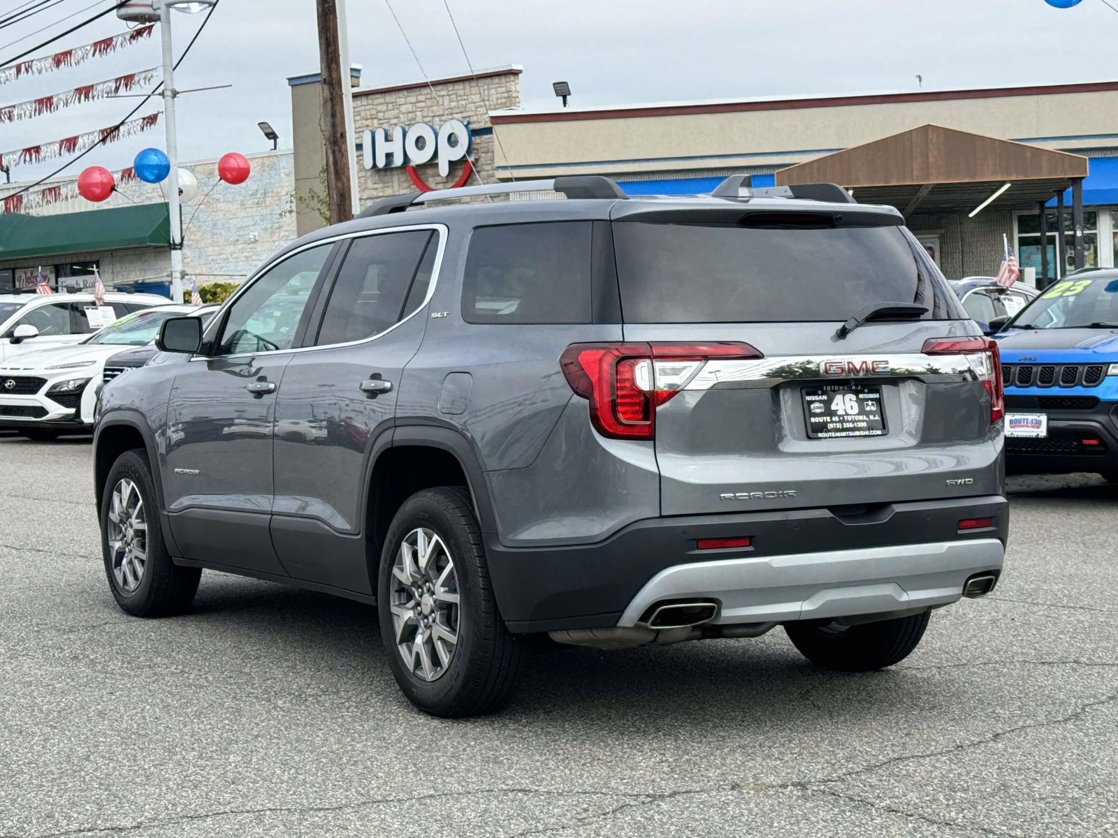 2022 Gmc Acadia SLT photo 3