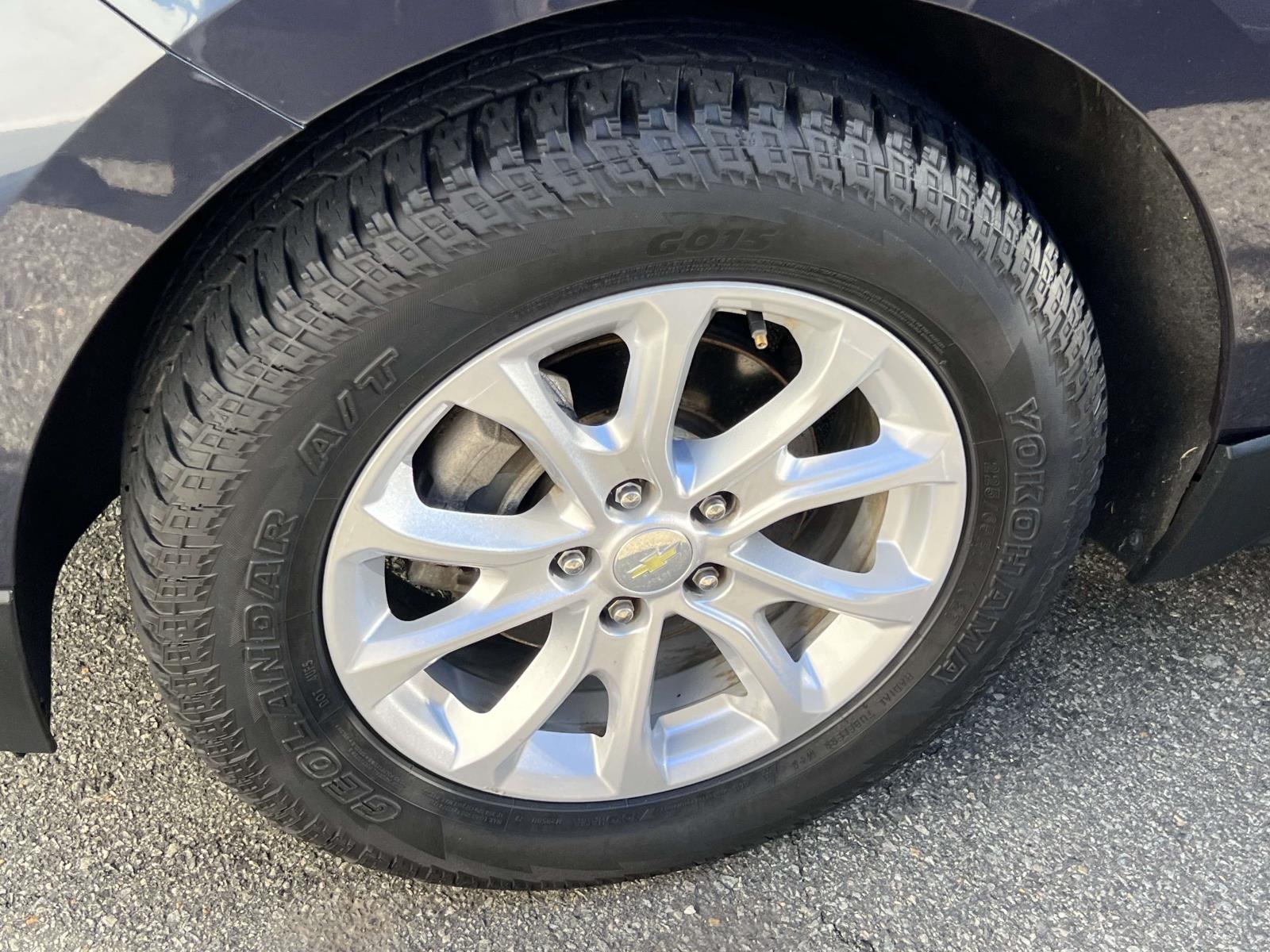 2018 Chevrolet Equinox photo 3