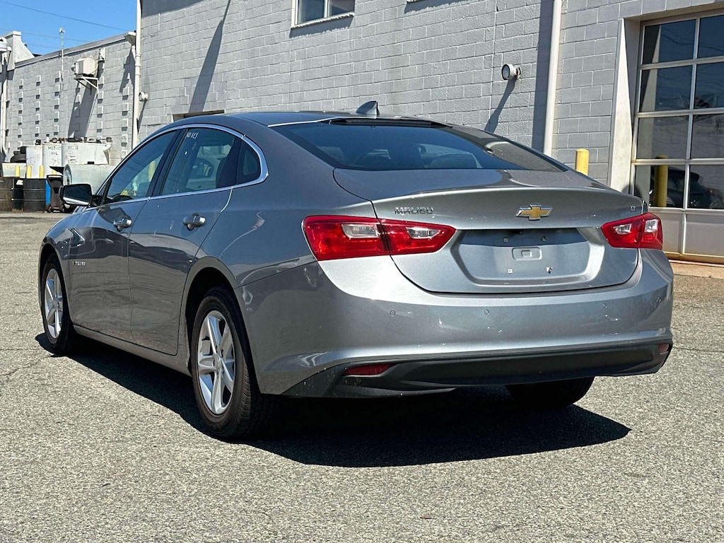 Used 2024 Chevrolet Malibu 1LT Sedan