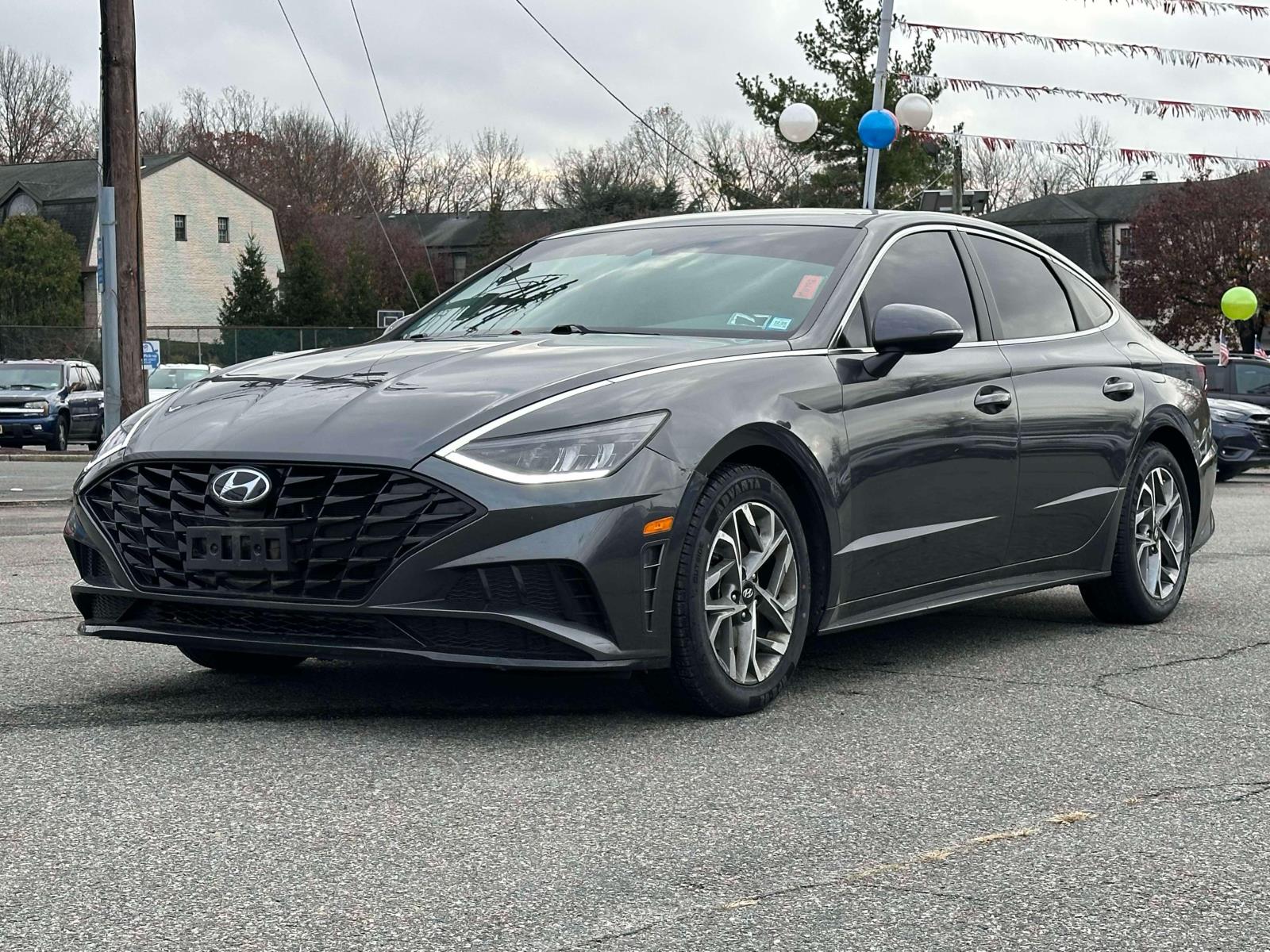 2023 Hyundai Sonata SEL photo 2