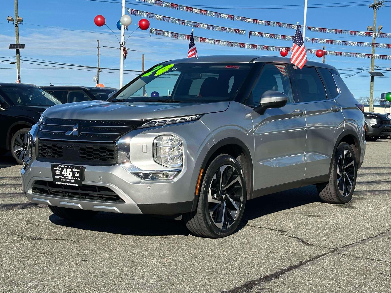 Used 2024 Mitsubishi Outlander SE with VIN JA4J4VA82RZ074582 for sale in Woodland Park, NJ