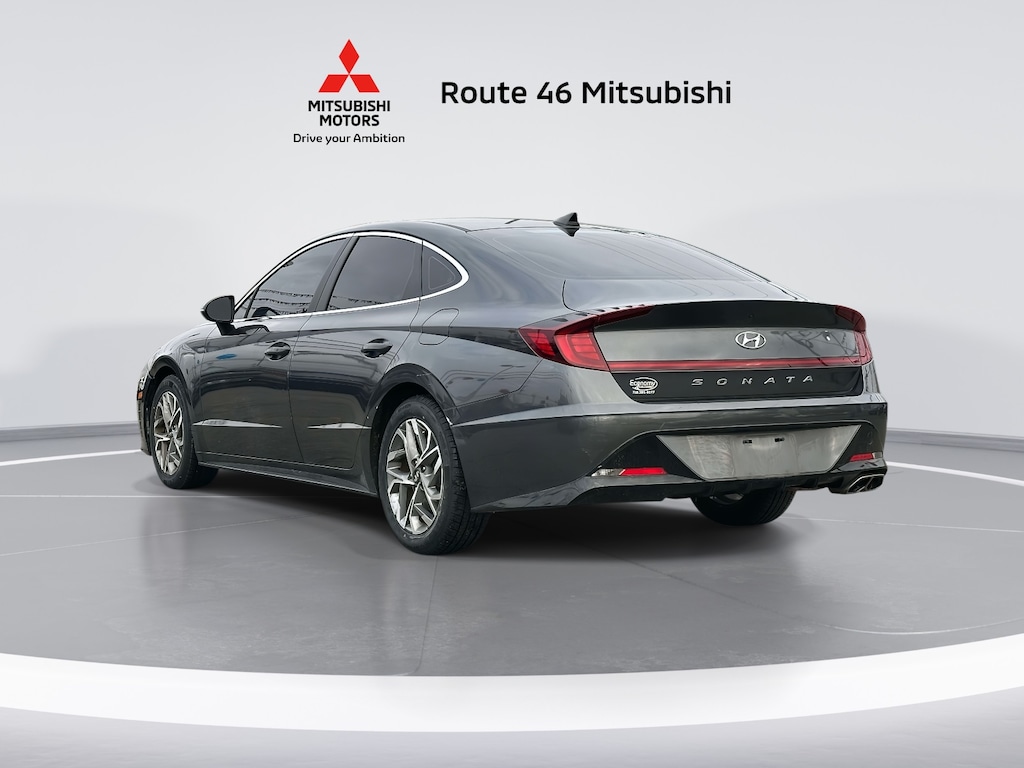 Used 2023 Hyundai Sonata SEL Sedan