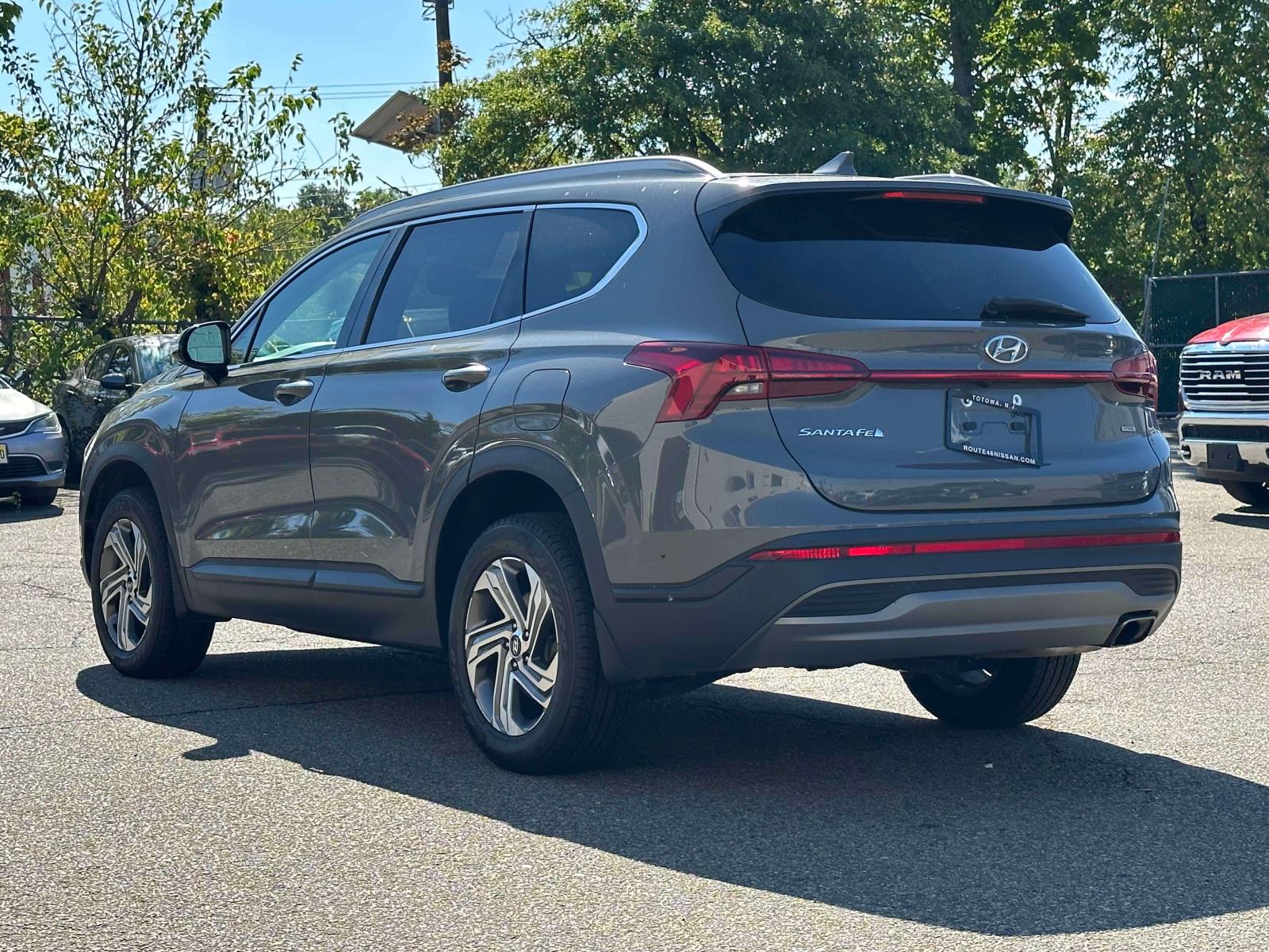 2023 Hyundai Santa Fe SEL photo 3