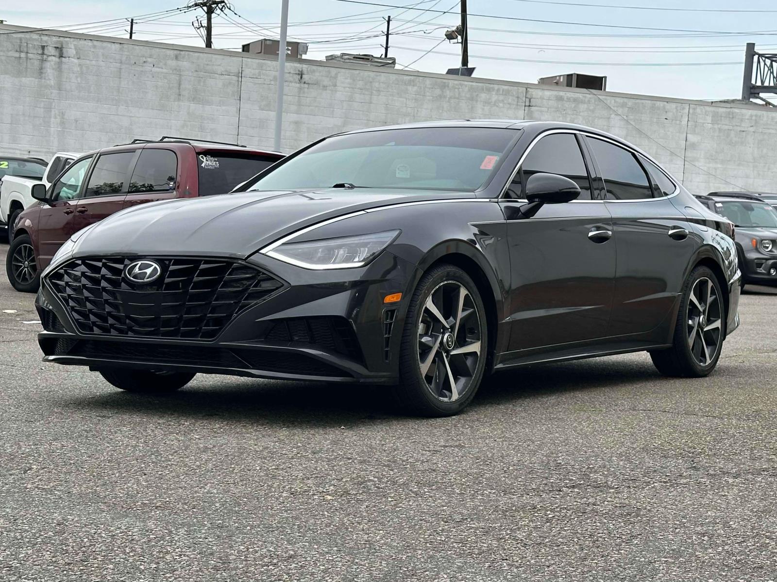 2022 Hyundai Sonata SEL Plus photo 2