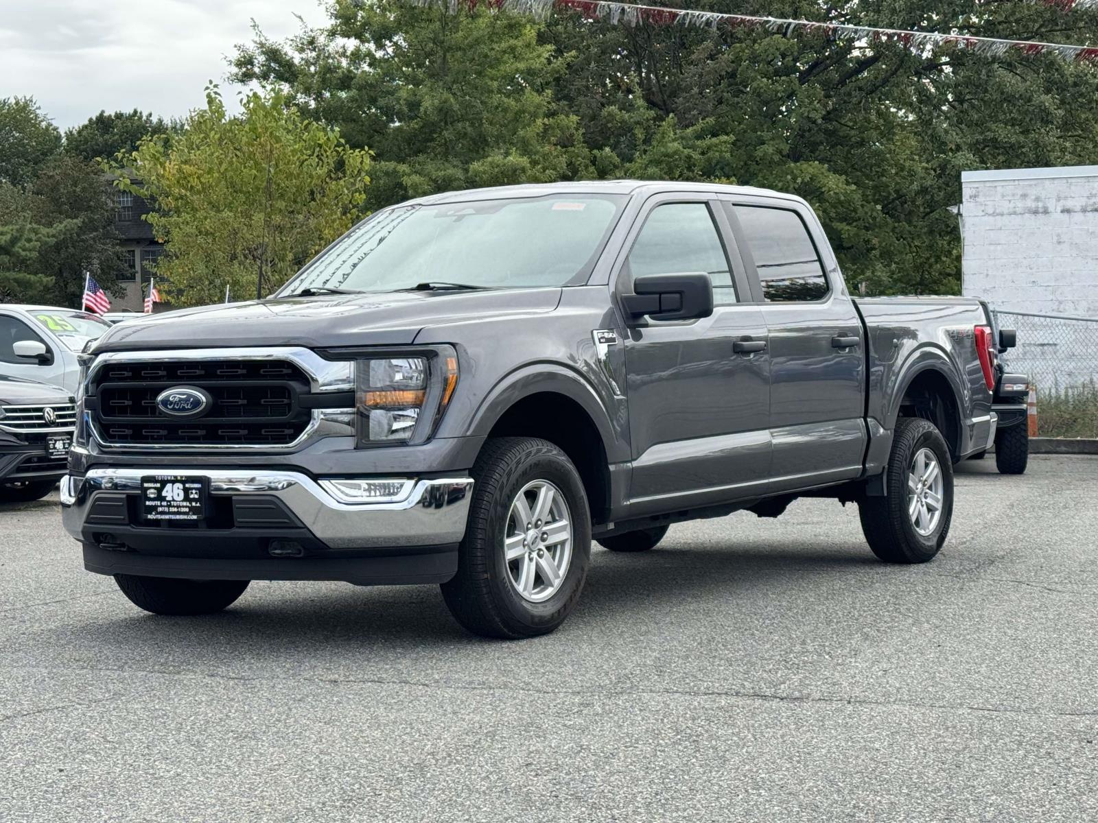 2023 Ford F-150 XL photo 2