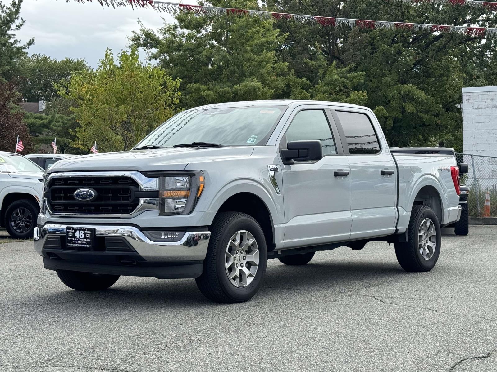 2023 Ford F-150 XL photo 2