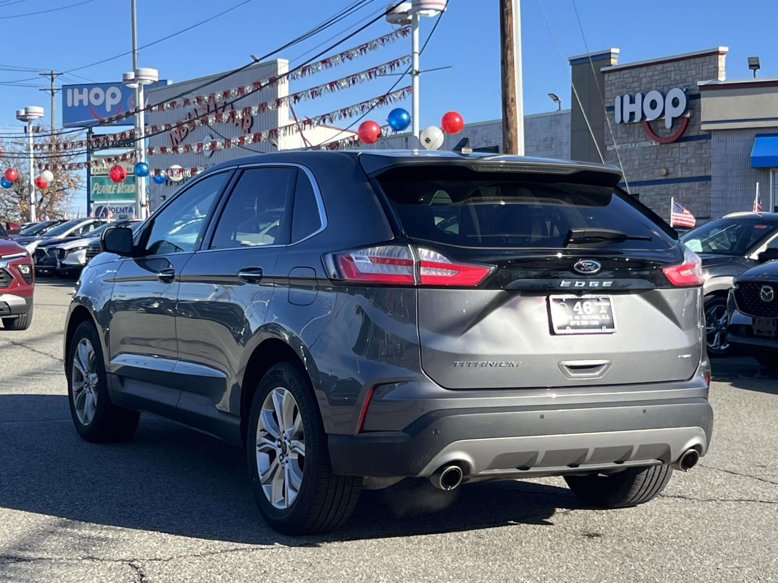 2024 Ford Edge Titanium photo 3