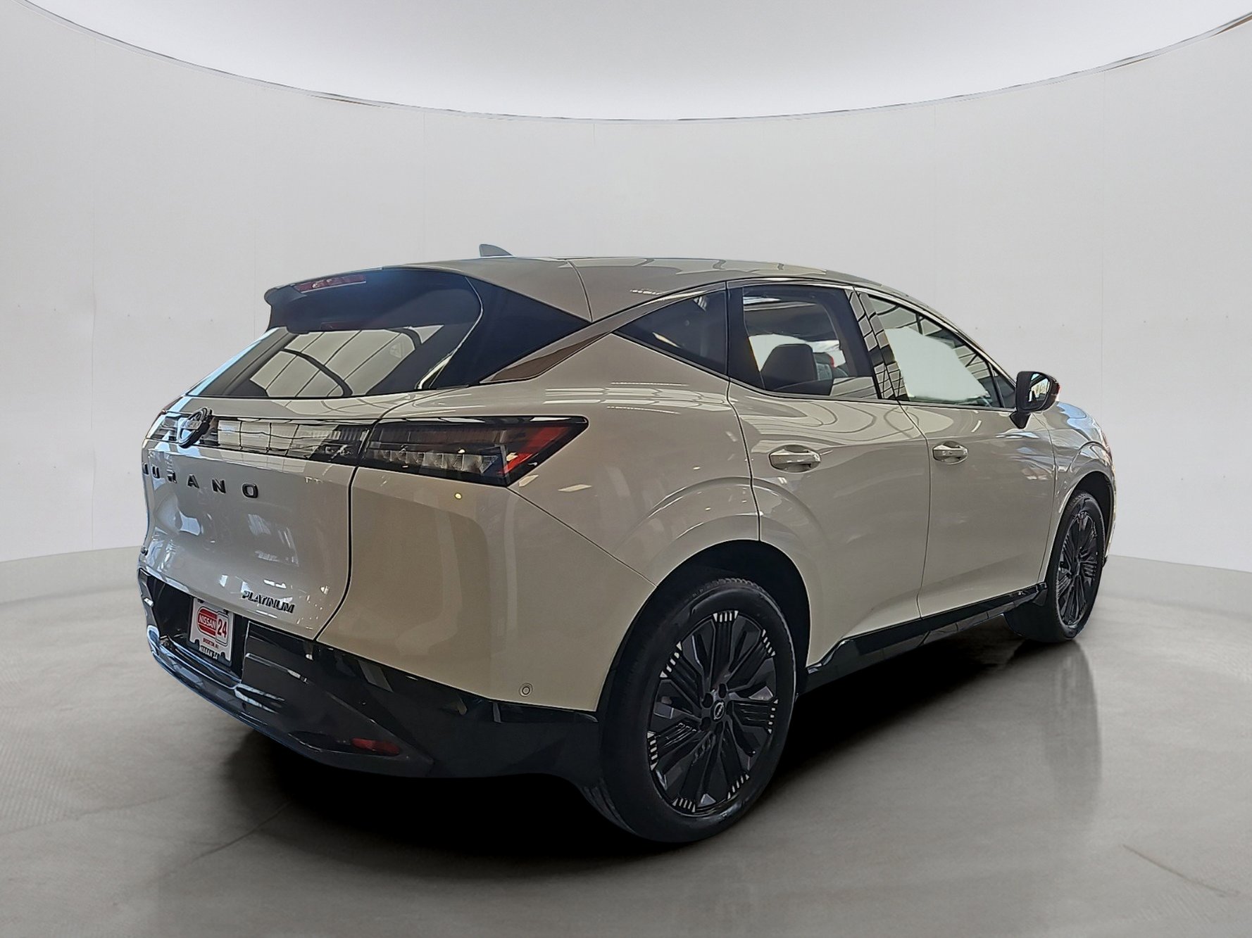 2025 Nissan Murano Platinum photo 2
