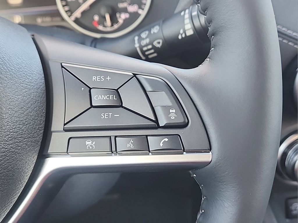 2025 Nissan Sentra SV - Photo 12