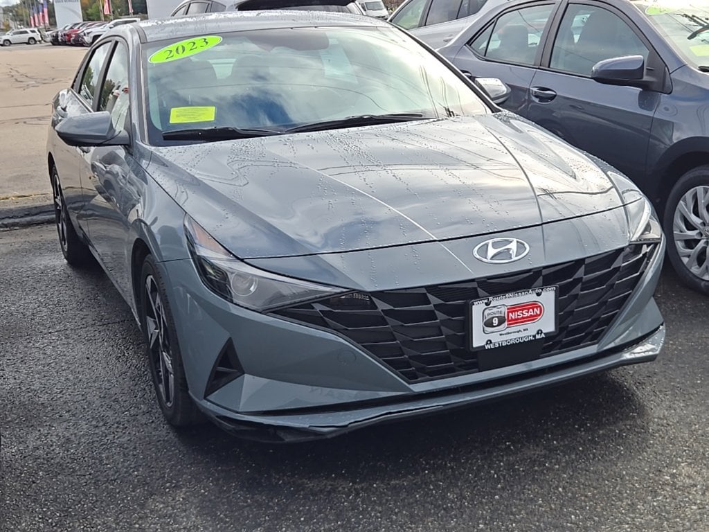 Used 2023 Hyundai Elantra SEL Sedan