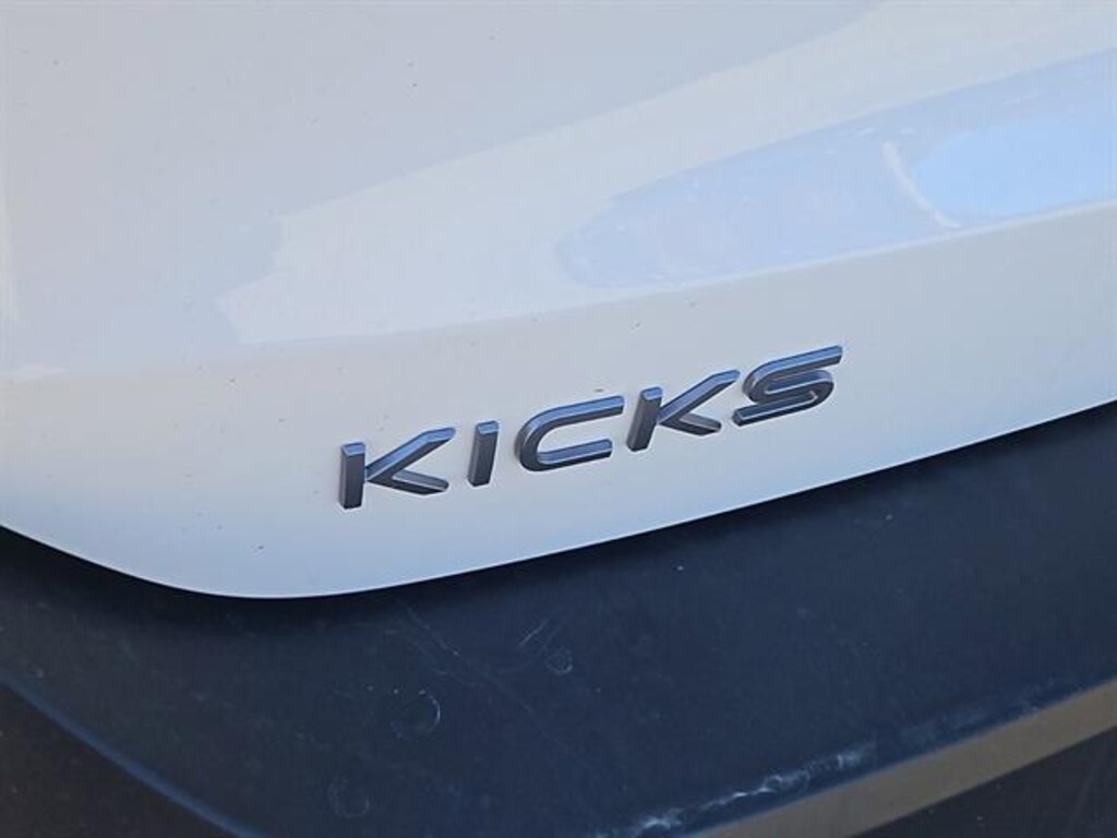 New 2025 Nissan Kicks SV Intelligent AWD