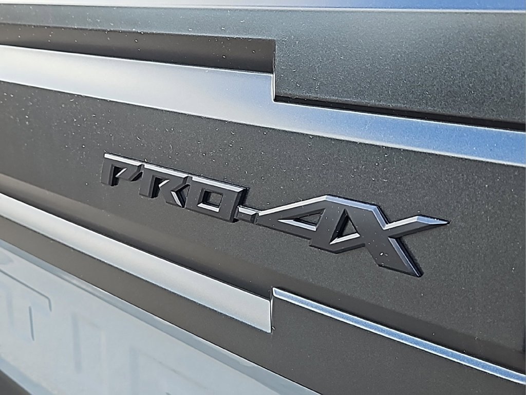 New 2025 Nissan Frontier PRO-4X Truck