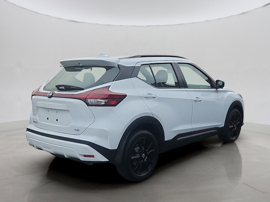 Certified 2022 Nissan Kicks SR SUV