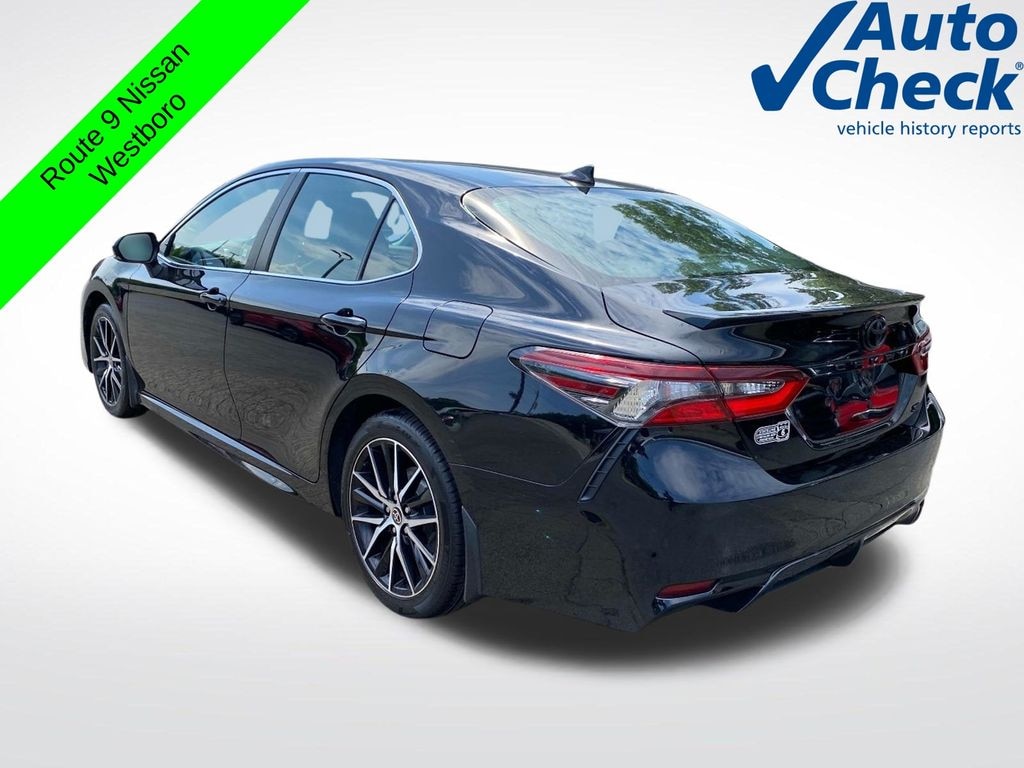 Used 2022 Toyota Camry SE Sedan