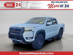 2025 Nissan Frontier Crew Cab PRO-4X 4x4 Truck Crew Cab