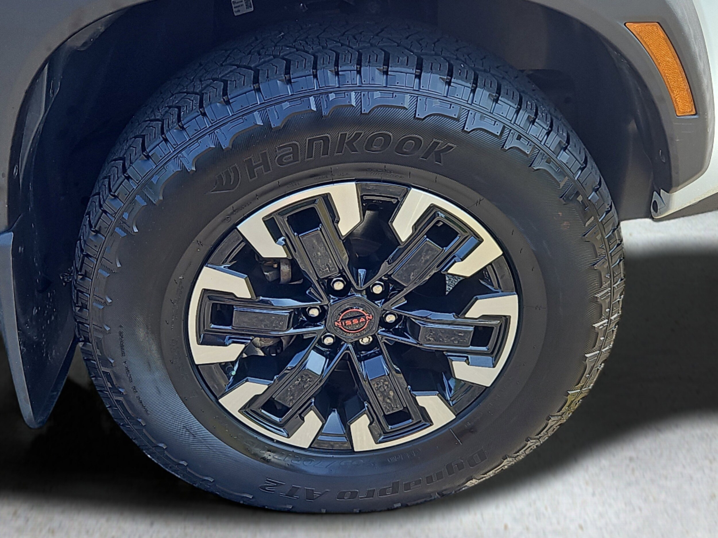 2022 Nissan Frontier PRO-4X photo 3