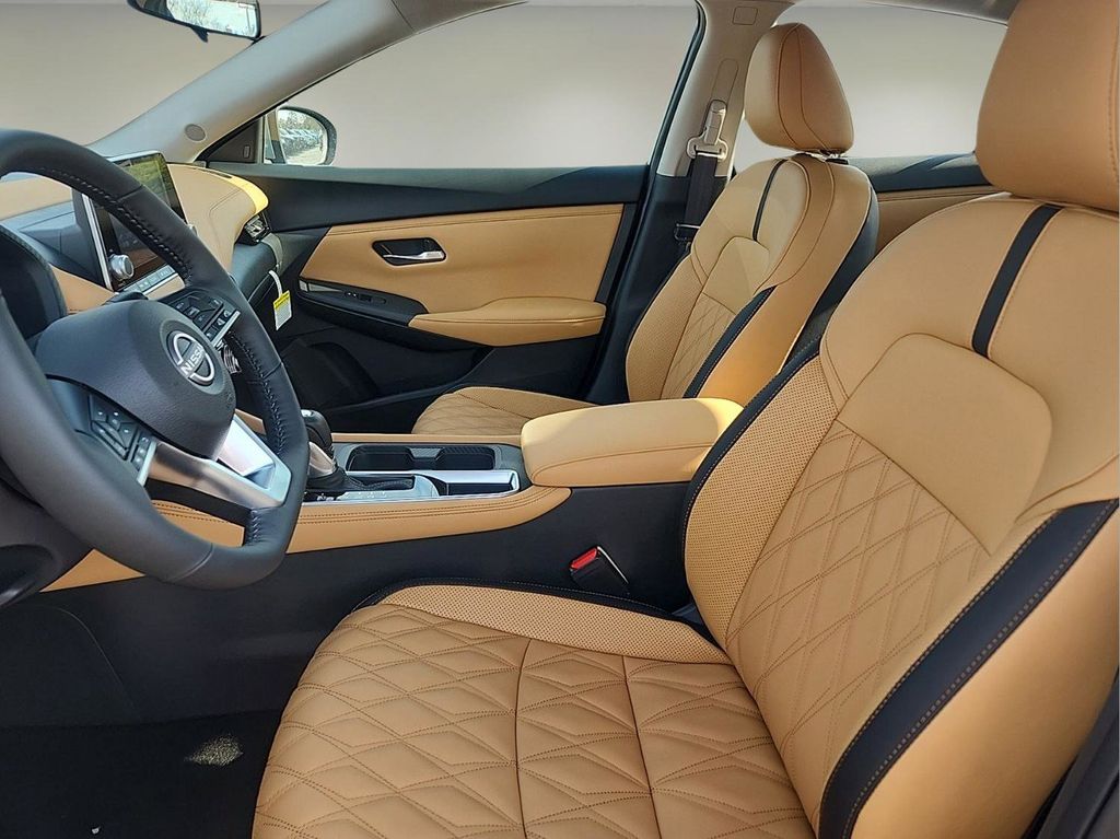 2025 Nissan Sentra SV - Photo 17