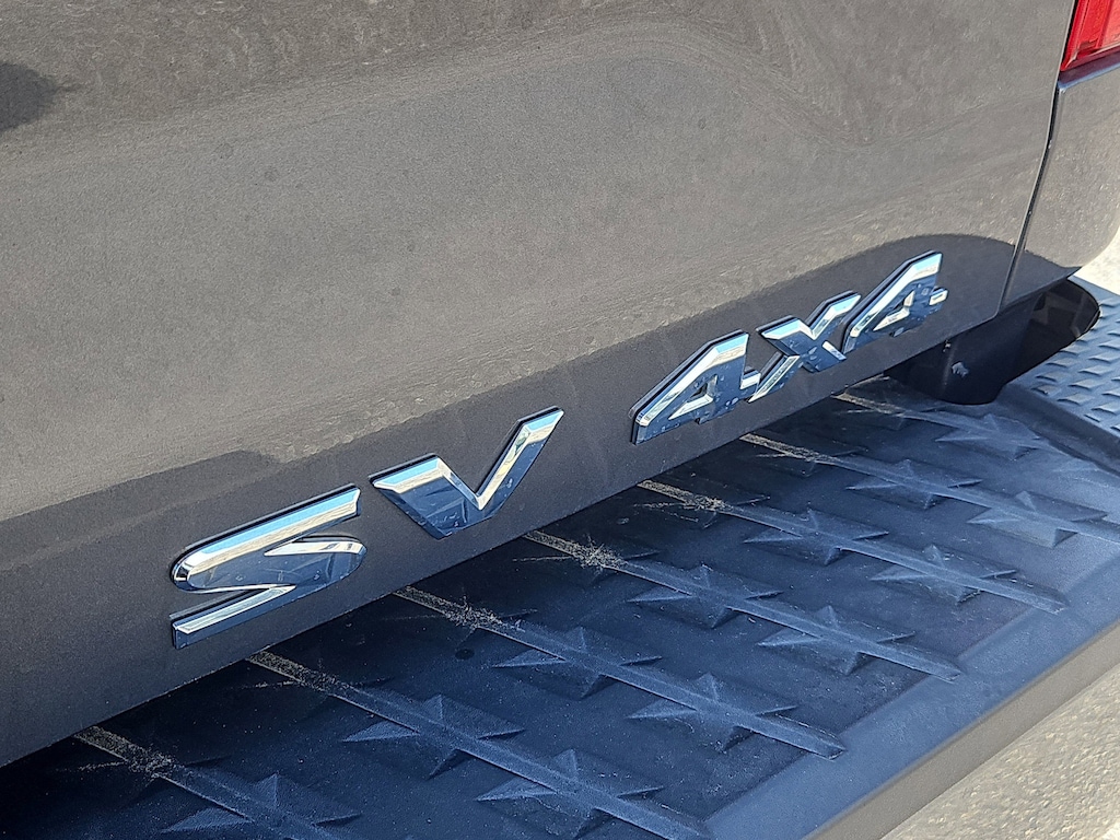 Used 2021 Nissan Titan SV Truck Crew Cab