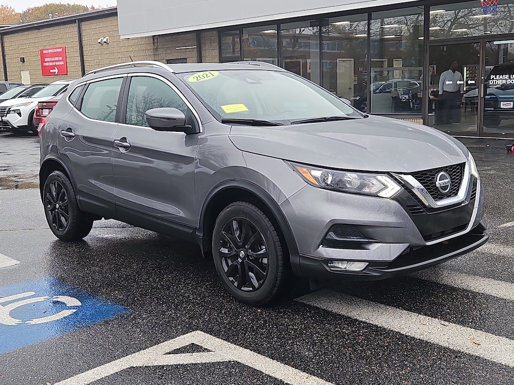 Certified 2021 Nissan