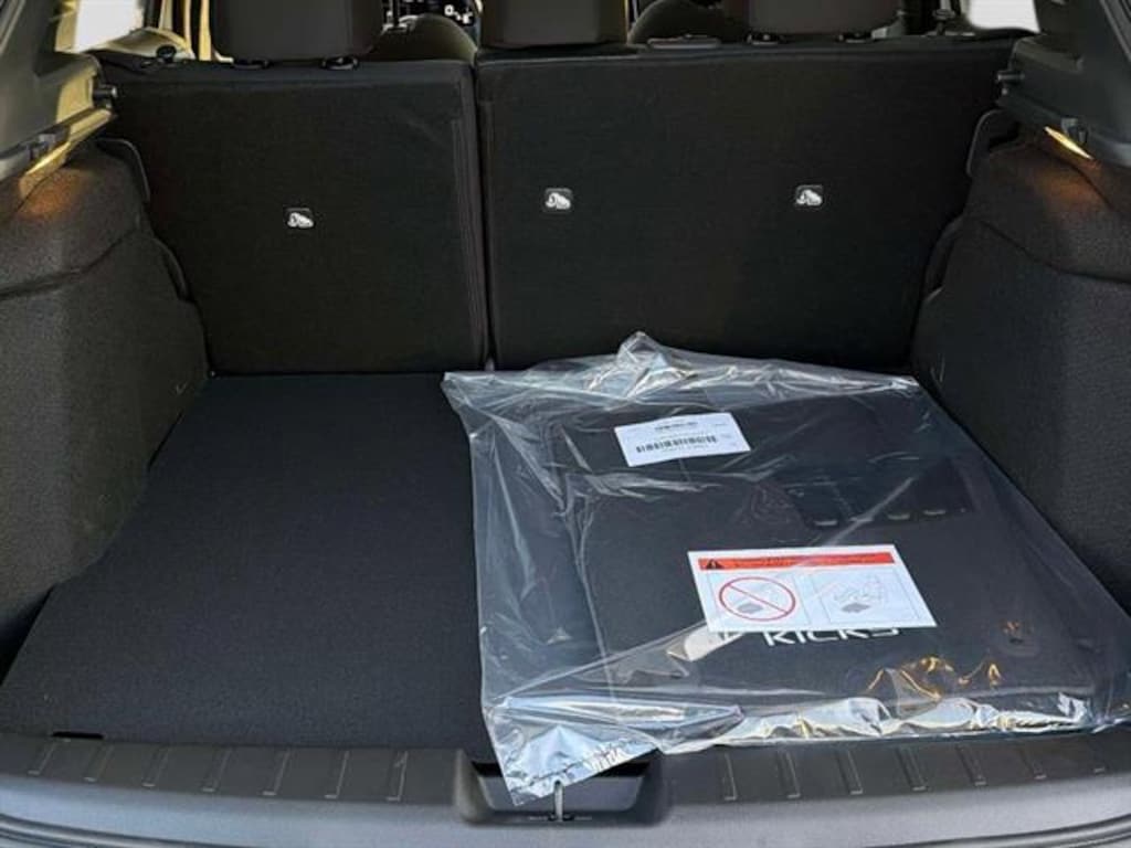 New 2026 Nissan Kicks SV