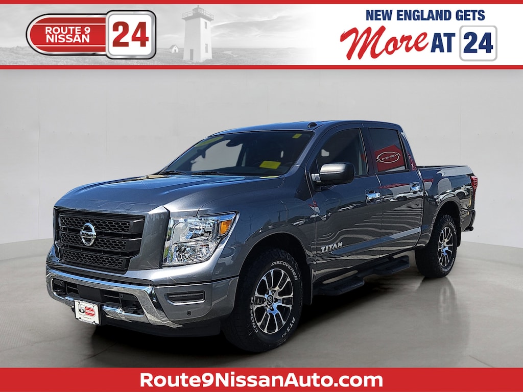 Used 2021 Nissan Titan SV Truck Crew Cab