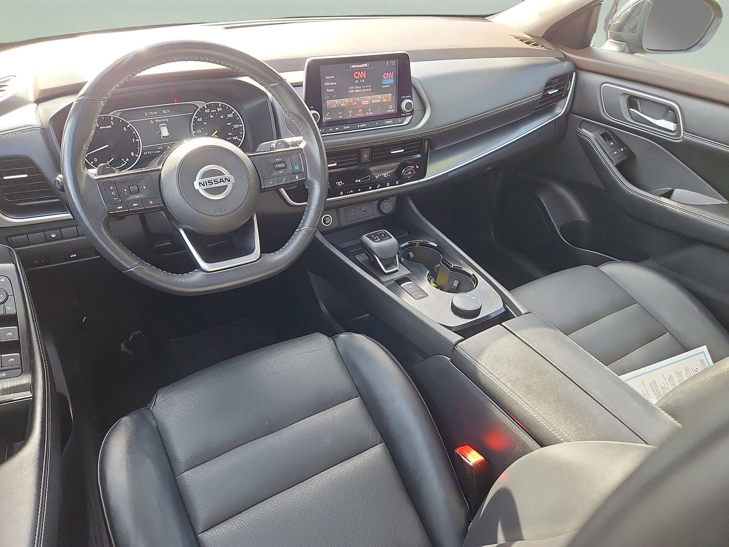 2021 Nissan Rogue SV photo 2