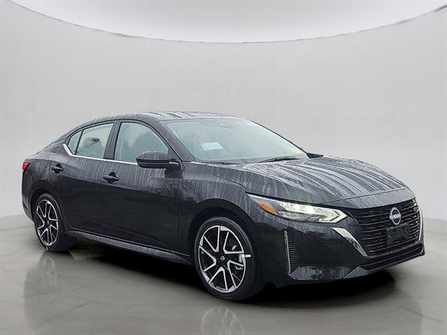 2025 Nissan Sentra SR photo 2