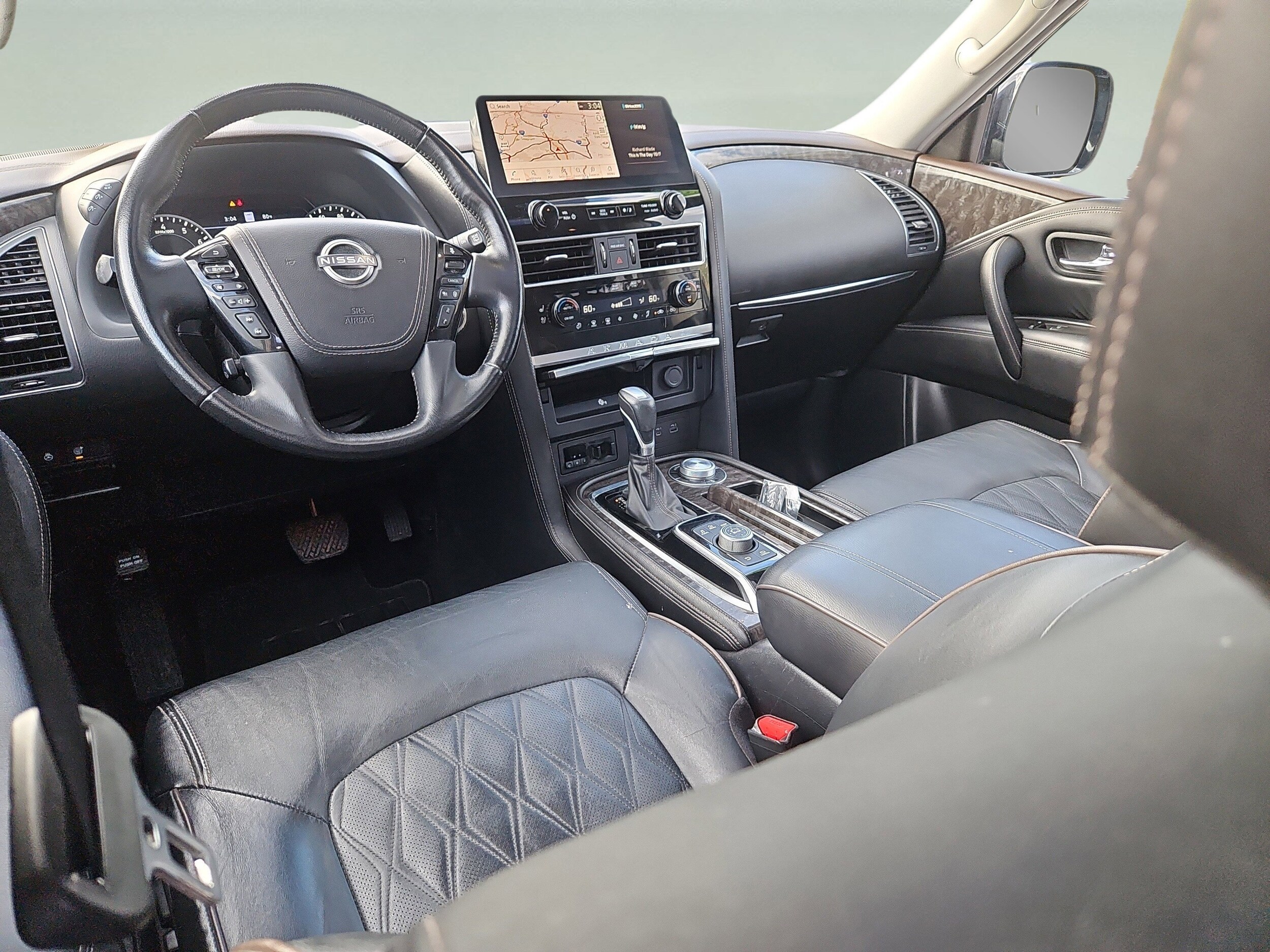 2022 Nissan Armada Platinum photo 2