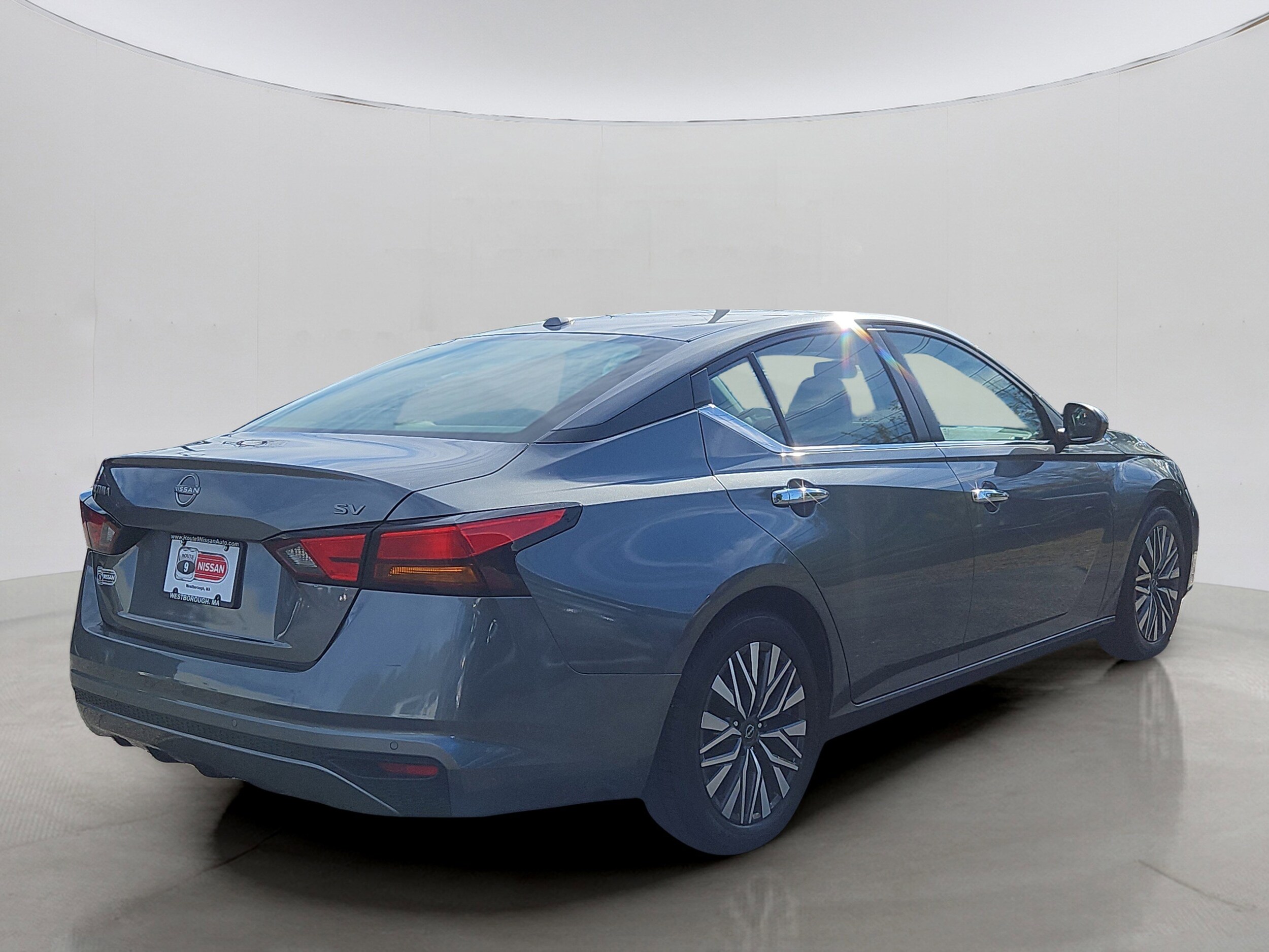 2023 Nissan Altima 2.5 SV photo 3