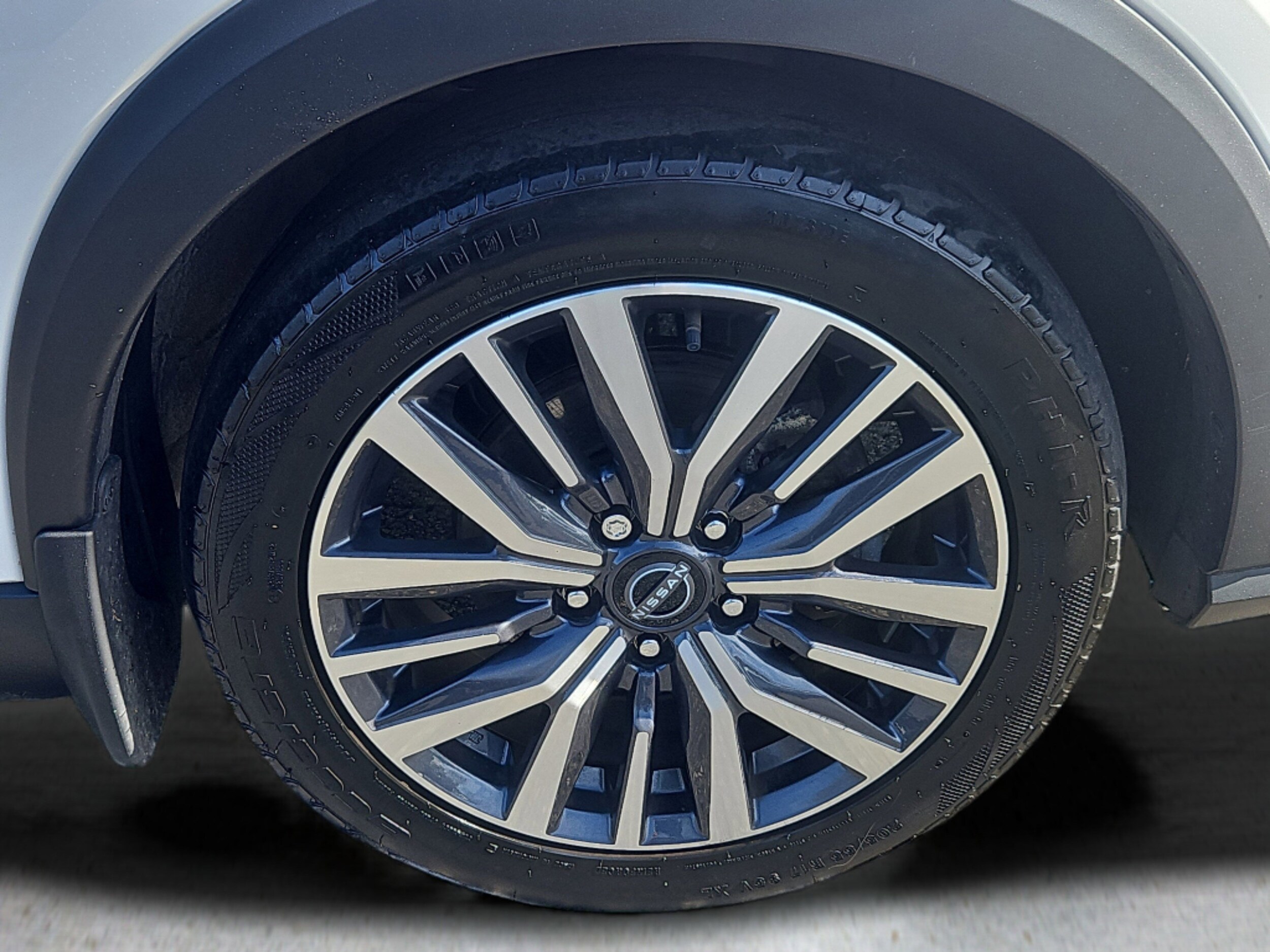 2022 Nissan Kicks SV photo 3