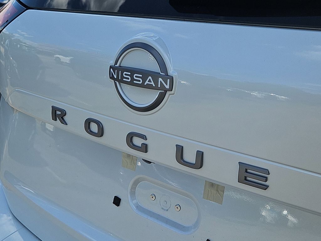 New 2026 Nissan Rogue SV SUV