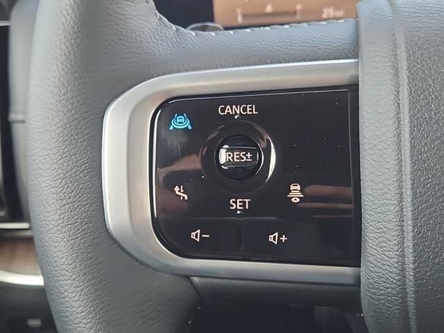 2025 Nissan Armada SL - Photo 12