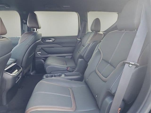 2025 Nissan Armada SL - Photo 43