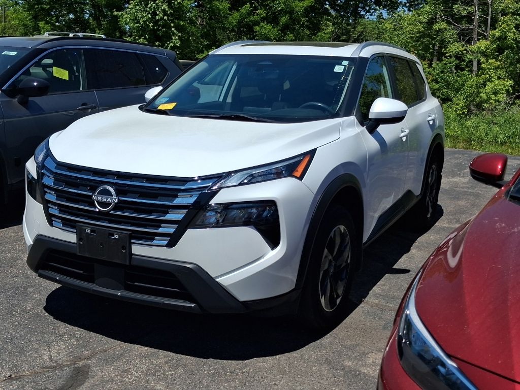 2024 Nissan Rogue SV AWD's photo