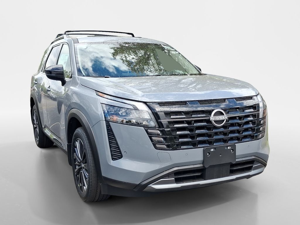 2026 Nissan Pathfinder Platinum 4WD's photo
