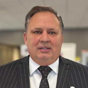 Staff member Dale Cybulski from ID_e60c298440e9