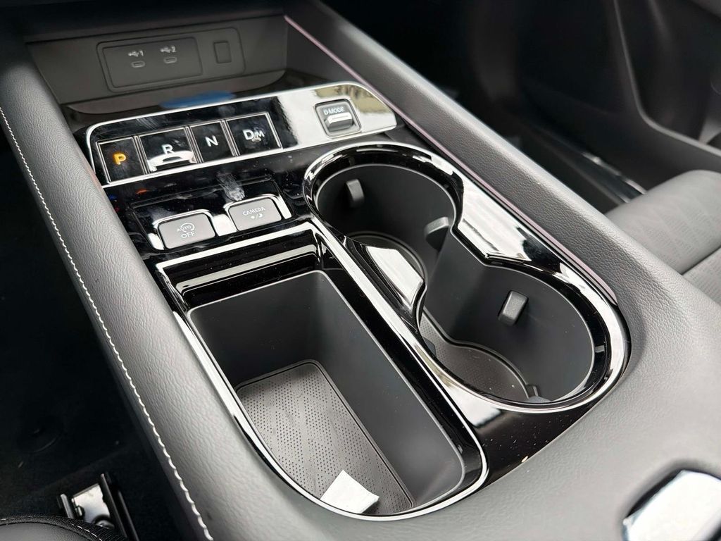 2026 Nissan Murano Platinum - Photo 11