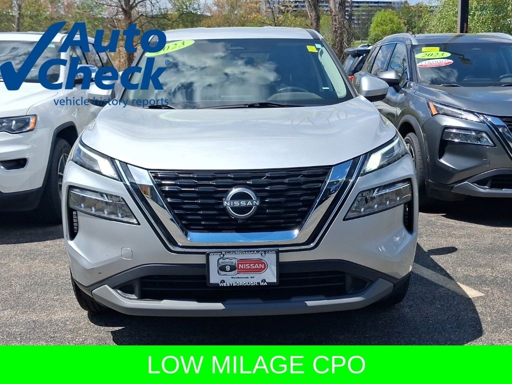 Certified 2023 Nissan